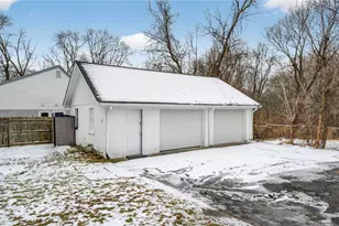 220 Francis Ave, North Providence, RI 02904 - Photo 27