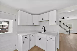 220 Francis Ave, North Providence, RI 02904 - Photo 7