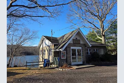106 Pettaquamscutt Lake Road, Narragansett, RI 02874 - Photo 33