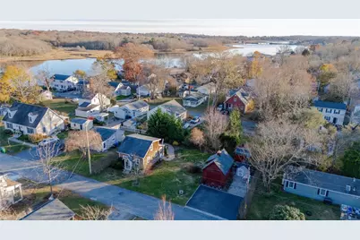 13 Wakefield Avenue, South Kingstown, RI 02879 - Photo 37