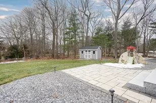 70 Ellen Ln, Cranston, RI 02921 - Photo 33