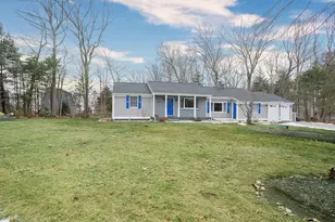 70 Ellen Ln, Cranston, RI 02921 - Photo 35