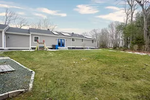 70 Ellen Ln, Cranston, RI 02921 - Photo 31