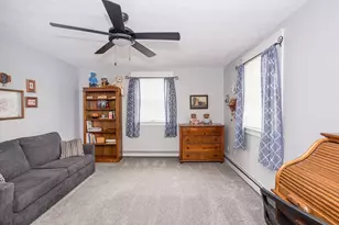 70 Ellen Ln, Cranston, RI 02921 - Photo 19