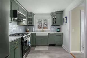 38 Baldino Dr, Cranston, RI 02920 - Photo 11