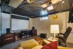 38 Baldino Dr, Cranston, RI 02920 - Photo 27