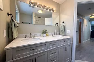 38 Baldino Dr, Cranston, RI 02920 - Photo 19