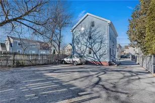 8 Andem St, Providence, RI 02908 - Photo 21