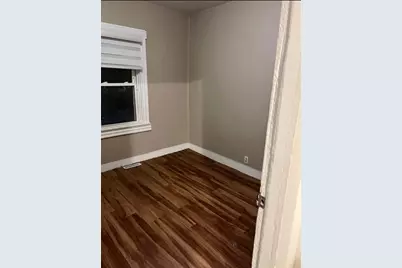 8 Andem Street, Providence, RI 02908 - Photo 15
