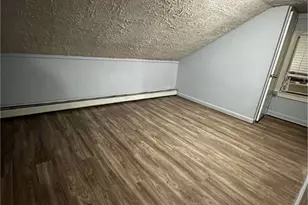 8 Andem St, Providence, RI 02908 - Photo 5