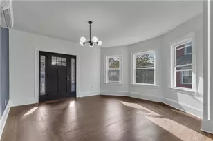 97 Lenox Ave, Providence, RI 02907 - Photo 9