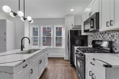 97 Lenox Avenue, Providence, RI 02907 - Photo 3