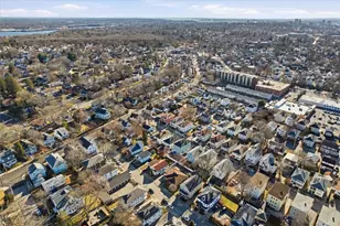 36 Auburn St, Pawtucket, RI 02860 - Photo 25