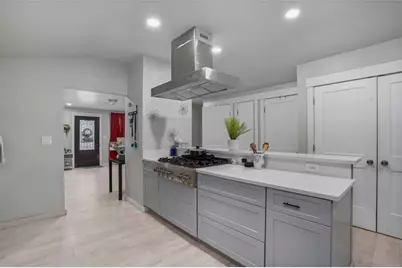 1537 Providence Pike, North Smithfield, RI 02896 - Photo 9