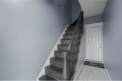 367 Laurel Hill Avenue, Cranston, RI 02920 - Photo 17