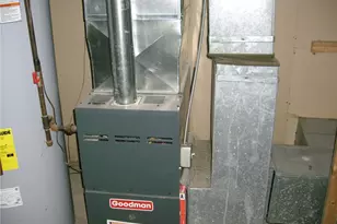 68 Alfred St, Warwick, RI 02889 - Photo 17