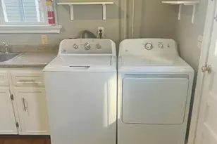 9 Sherman St, Newport, RI 02840 - Photo 7