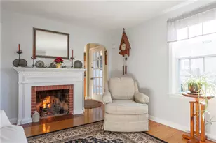 77 Pinecrest Dr, Pawtucket, RI 02861 - Photo 7