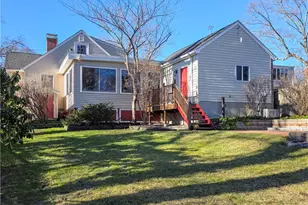 77 Pinecrest Dr, Pawtucket, RI 02861 - Photo 33