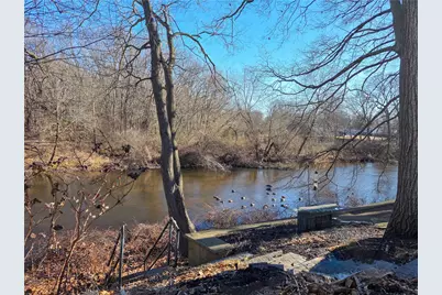 77 Pinecrest Drive, Pawtucket, RI 02861 - Photo 35