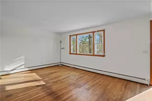 370 Maple Valley Rd, Coventry, RI 02816 - Photo 7