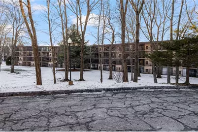 650 East Greenwich Avenue #3/102, West Warwick, RI 02893 - Photo 3