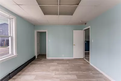 190 Manton Avenue, Providence, RI 02909 - Photo 3