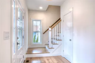 45 Corys Ct, Portsmouth, RI 02871 - Photo 5