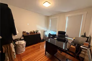 16 Apthorp Ave, Newport, RI 02840 - Photo 9