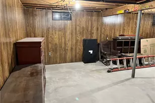 19 Washington St, North Providence, RI 02904 - Photo 21