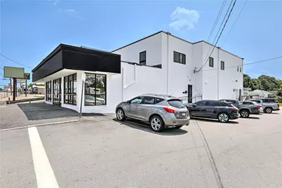 577 Warren Avenue, East Providence, RI 02914 - Photo 1