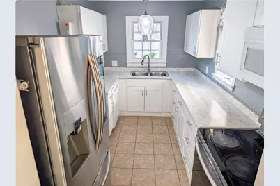 136 Chatham Street, Providence, RI 02904 - Photo 5