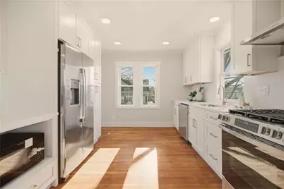 85 Bay View Avenue, Bristol, RI 02809 - Photo 9