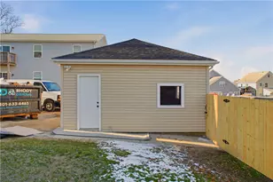 85 Bayview Ave, Bristol, RI 02809 - Photo 49