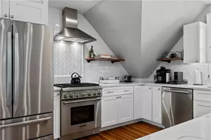 567 Bristol Ferry Rd, Portsmouth, RI 02871 - Photo 17