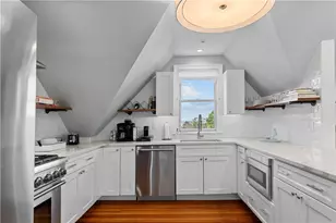 567 Bristol Ferry Rd, Portsmouth, RI 02871 - Photo 15