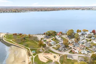 129 Shore Rd, East Providence, RI 02903 - Photo 7