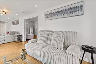 129 Shore Rd, East Providence, RI 02903 - Photo 11