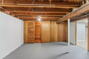 21 Webb St, Providence, RI 02908 - Photo 37