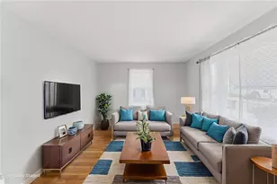 21 Webb St, Providence, RI 02908 - Photo 13