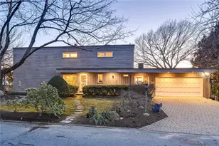 53 Shore Rd, Bristol, RI 02809 - Photo 9