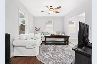 23 Mowry Avenue, East Providence, RI 02914 - Photo 9