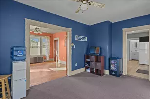 107 Wayne St, Warwick, RI 02889 - Photo 17