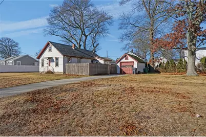 107 Wayne Street, Warwick, RI 02889 - Photo 1