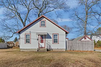 107 Wayne Street, Warwick, RI 02889 - Photo 3