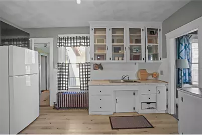 107 Wayne Street, Warwick, RI 02889 - Photo 19