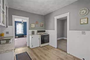 107 Wayne St, Warwick, RI 02889 - Photo 23