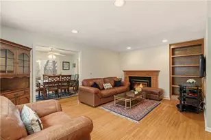 74 Arbor Dr, Providence, RI 02908 - Photo 7