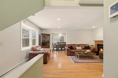 74 Arbor Drive, Providence, RI 02908 - Photo 5