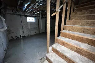 140 Lake View Rd, Cranston, RI 02920 - Photo 31